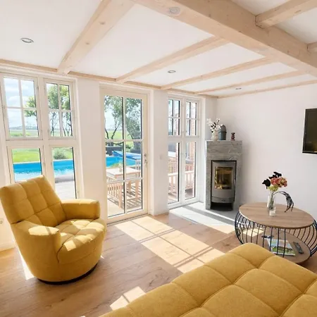 Huus An't Diek, Luxus In Deichnaehe, Erdgeschosswohnung Mit Pool, Naehe Norddeich Vakantiehuis