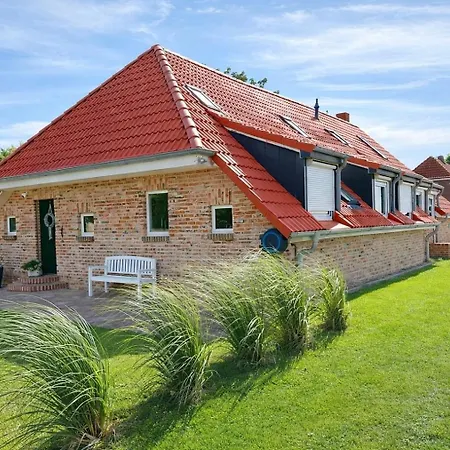 Huus An't Diek, Luxus In Deichnaehe, Erdgeschosswohnung Mit Pool, Naehe Norddeich Norden