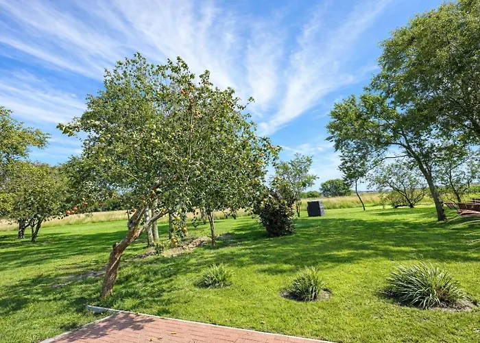 Huus An't Diek, Luxus In Deichnaehe, Erdgeschosswohnung Mit Pool, Naehe Norddeich Semesterbostad